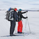 Skiers on the frozen Lake Rogen.